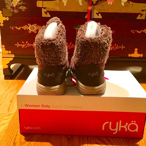 Ryka New Brown Boots w/Fur Detail - Picture 2 of 4